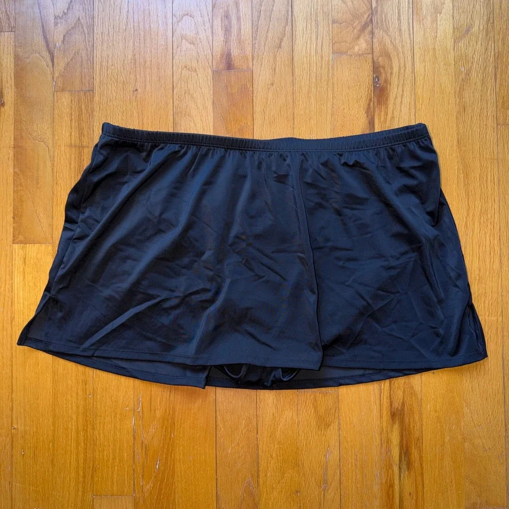 New Cacique Swim Black Swim Skirt with Built-in Brief Size 14 Minimalist Classic